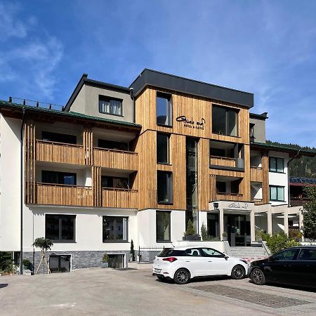 Hotel & Suites Glueck Auf 迈尔霍芬 外观 照片