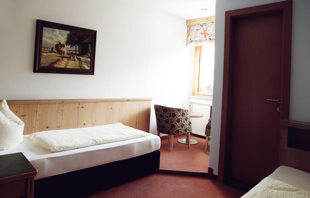 Hotel & Suites Glueck Auf 迈尔霍芬 外观 照片