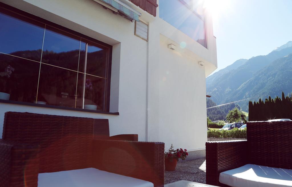 Hotel & Suites Glueck Auf 迈尔霍芬 外观 照片